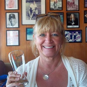 Meet your Posher, Connie